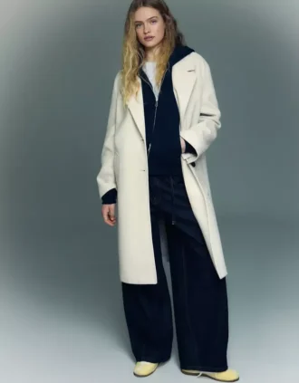 Abrigo largo de tacto suave – Chaquetas y abrigos