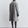 Abrigo largo de tacto suave – Chaquetas y abrigos