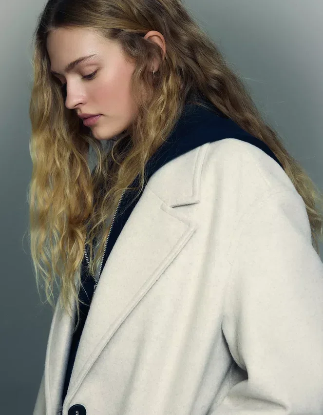 Abrigo largo de tacto suave – Chaquetas y abrigos Abrigo largo de tacto suave – Chaquetas y abrigos