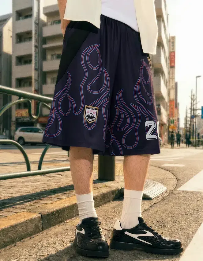 Bermudas estampadas con cintura elástica – Bershka Lovers Bermudas estampadas con cintura elástica – Bershka Lovers