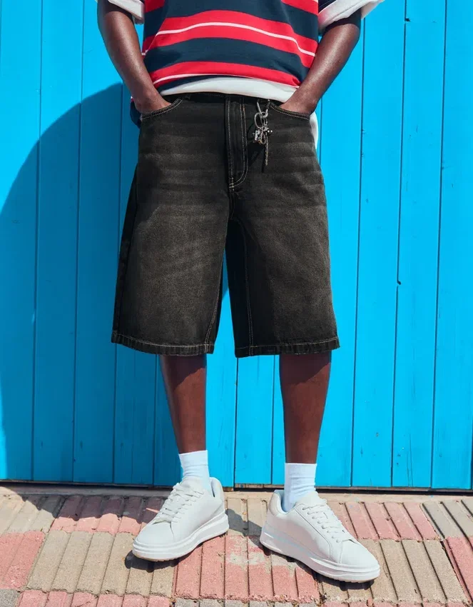 Bermudas holgadas de Denim – Pantalones cortos y bermudas – Hombre Bermudas holgadas de Denim – Pantalones cortos y bermudas – Hombre