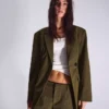 Blazer a rayas con doble botonadura – Chaquetas y gabardinas Blazer a rayas con doble botonadura – Chaquetas y gabardinas