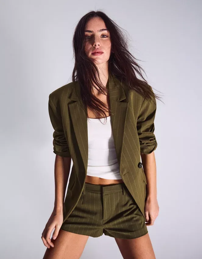Blazer a rayas con doble botonadura – Chaquetas y gabardinas Blazer a rayas con doble botonadura – Chaquetas y gabardinas