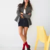 Blazer con pinzas traseras – Chaquetas y gabardinas Blazer con pinzas traseras – Chaquetas y gabardinas