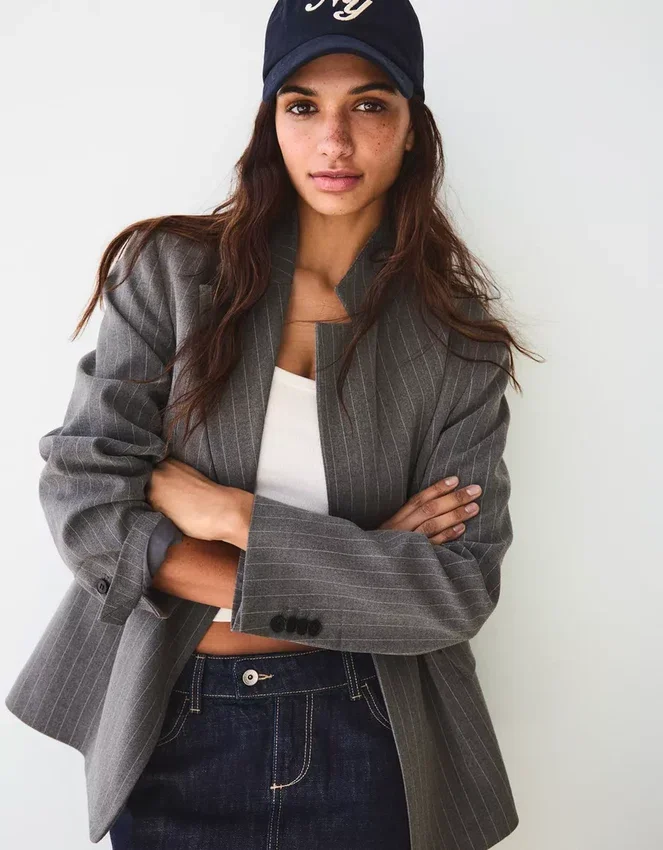 Blazer con pinzas traseras – Chaquetas y gabardinas Blazer con pinzas traseras – Chaquetas y gabardinas