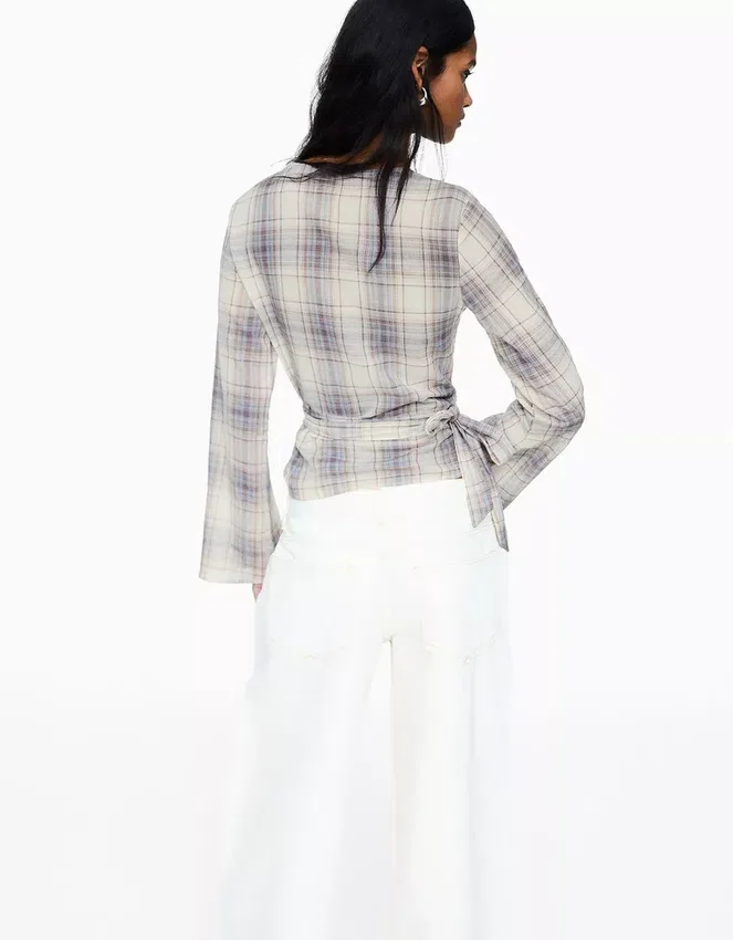 Blusa cruzada estampada Blusa cruzada estampada