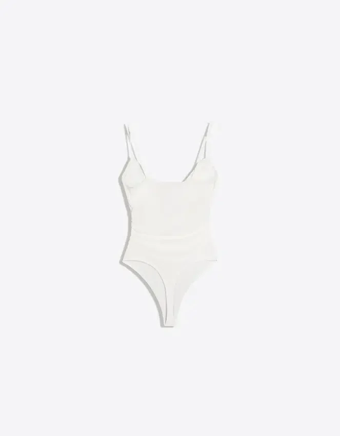 Body drapeado con tirantes Body drapeado con tirantes