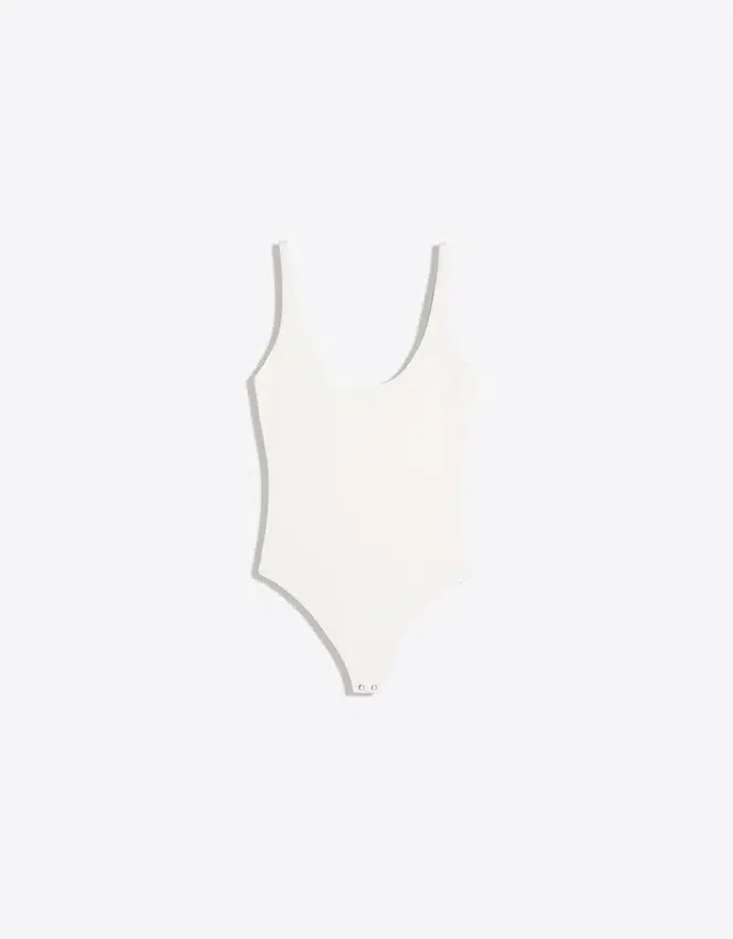 Body sin mangas de cuello redondo Body sin mangas de cuello redondo