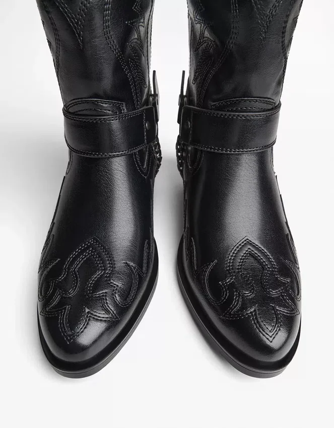 Botas vaqueras con detalle de cadena – Botines – Hombre Botas vaqueras con detalle de cadena – Botines – Hombre