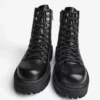 Botines con detalles metálicos – Botines Botines con detalles metálicos – Botines