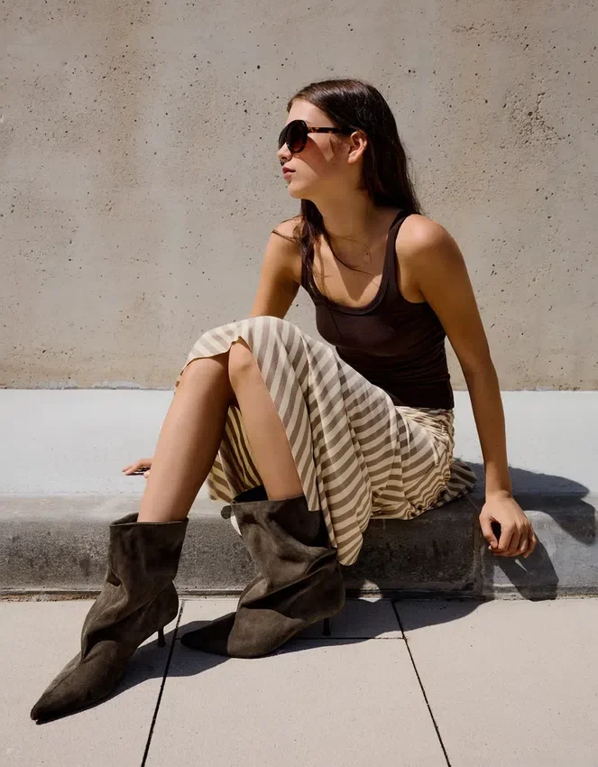 Botines holgados con tacones bajos – Botas y botines Botines holgados con tacones bajos – Botas y botines