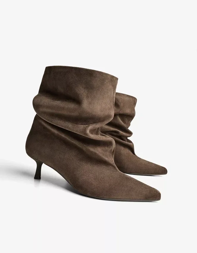 Botines holgados con tacones bajos – Botas y botines Botines holgados con tacones bajos – Botas y botines