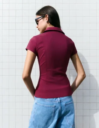 Camisa de manga corta con cremallera