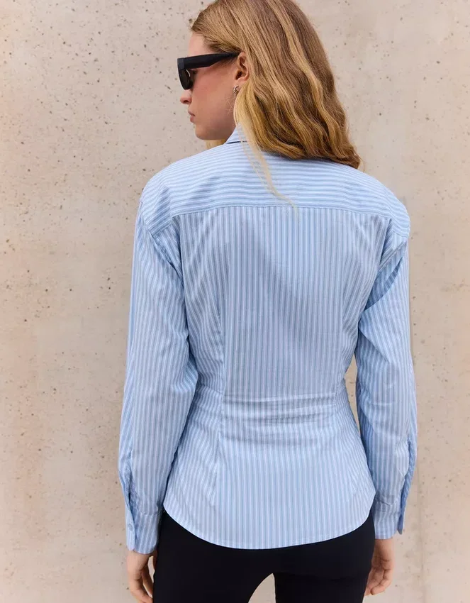 Camisa Fit con pinzas Camisa Fit con pinzas