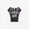 Camiseta asimétrica de manga corta con estampado Camiseta asimétrica de manga corta con estampado
