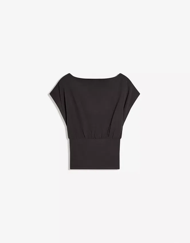 Camiseta asimétrica de manga corta con estampado Camiseta asimétrica de manga corta con estampado