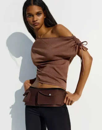 camiseta asimtrica tops y bodies 1 330x423 - Camiseta asim&eacute;trica - Tops y bodies