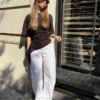 Camiseta de manga corta con fruncido – #Bershkastyle – Mujer Camiseta de manga corta con fruncido – #Bershkastyle – Mujer