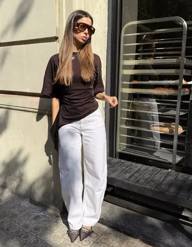 Camiseta de manga corta con fruncido – #Bershkastyle – Mujer Camiseta de manga corta con fruncido – #Bershkastyle – Mujer