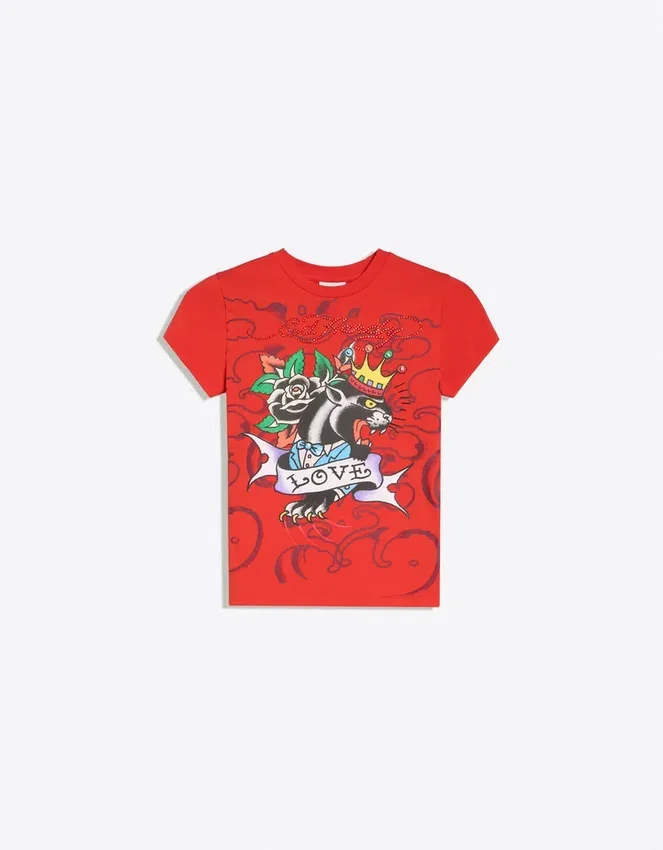 Camiseta de manga corta estampada Ed Hardy X Bershka en pantalones cortos Camiseta de manga corta estampada Ed Hardy X Bershka en pantalones cortos
