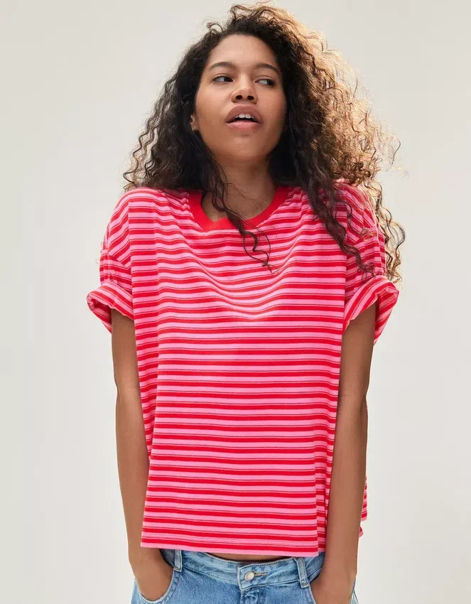 Camiseta Fit a rayas – Camisetas Camiseta Fit a rayas – Camisetas