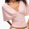 Camiseta fruncida con cuello en V – Mujer Camiseta fruncida con cuello en V – Mujer