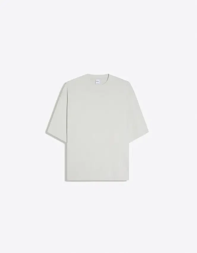 Camiseta holgada de corte Fit – Bershka Lovers Camiseta holgada de corte Fit – Bershka Lovers