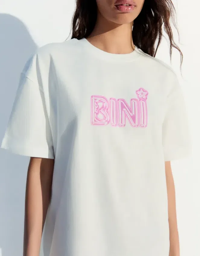Camiseta oversize estampada Bini Camiseta oversize estampada Bini