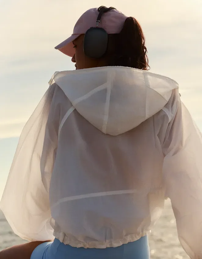 Chaqueta con capucha de nailon repelente al agua Chaqueta con capucha de nailon repelente al agua