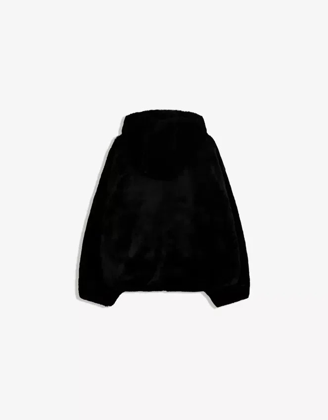 Chaqueta con capucha de pelo sintético – Chaquetas y gabardinas Chaqueta con capucha de pelo sintético – Chaquetas y gabardinas