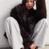Chaqueta con solapas de pelo sintético – Chaquetas y gabardinas – Mujer Chaqueta con solapas de pelo sintético – Chaquetas y gabardinas – Mujer