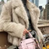Chaqueta con solapas de pelo sintético – Mujer Chaqueta con solapas de pelo sintético – Mujer