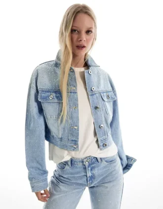 Chaqueta corta de Denim con pedrería – Chaquetas y gabardinas