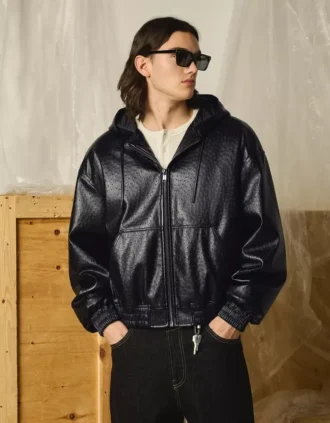 Chaqueta de Faux Leather con capucha – Chaquetas