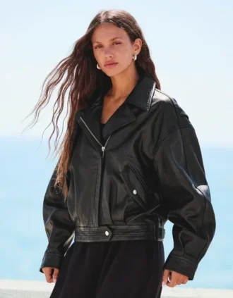 Chaqueta motera de cuero – Chaquetas y gabardinas