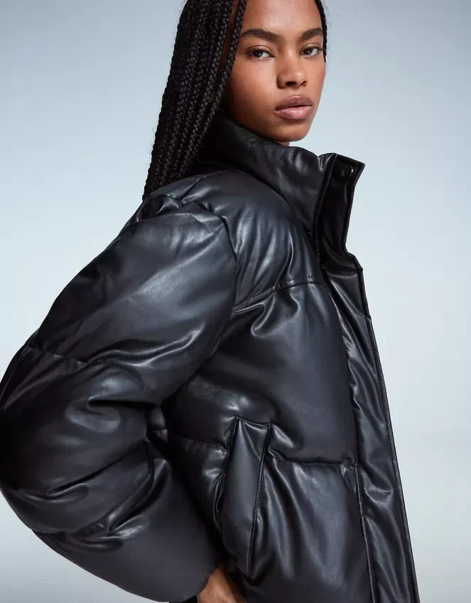 Chaqueta Puffer con efecto de cuero – Chaquetas y gabardinas Chaqueta Puffer con efecto de cuero – Chaquetas y gabardinas