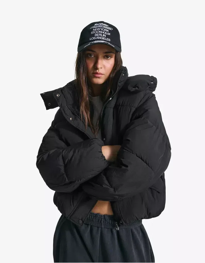 Chaqueta Puffer repelente al agua y con aislamiento térmico – Chaquetas y gabardinas – Mujer Chaqueta Puffer repelente al agua y con aislamiento térmico – Chaquetas y gabardinas – Mujer