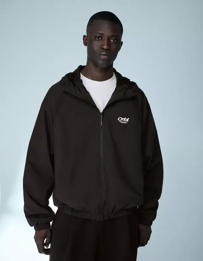 Chaqueta técnica con capucha – Chaquetas – Hombre Chaqueta técnica con capucha – Chaquetas – Hombre