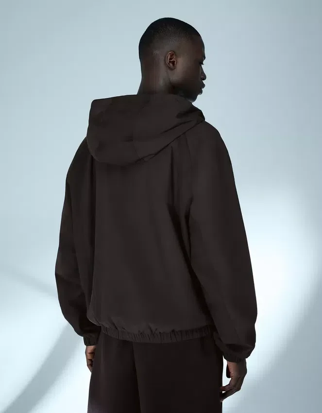 Chaqueta técnica con capucha – Chaquetas – Hombre Chaqueta técnica con capucha – Chaquetas – Hombre
