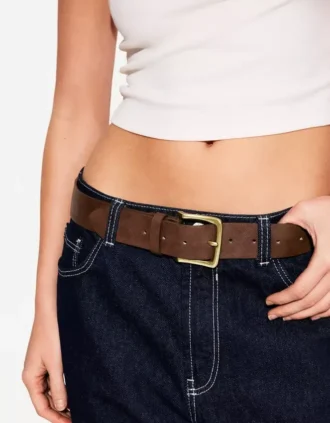 Cinturón con hebilla dorada – Accesorios