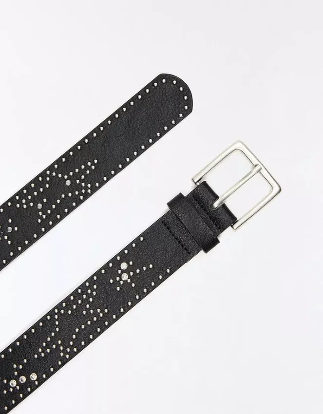 Cinturón con tachuelas – Accesorios Cinturón con tachuelas – Accesorios