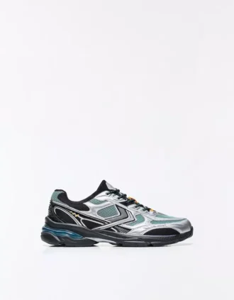 Detalle deportivo asimétrico – Zapatillas
