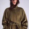Gabardina larga – Chaquetas y abrigos Gabardina larga – Chaquetas y abrigos