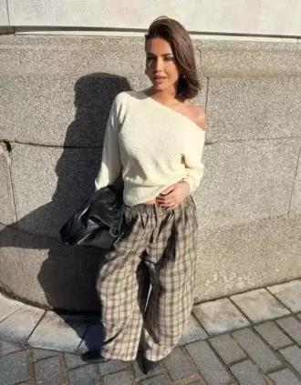Jersey con cuello asimétrico