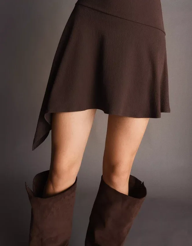 Minivestido asimétrico de manga larga con bajo acampanado – Vestidos y monos Minivestido asimétrico de manga larga con bajo acampanado – Vestidos y monos