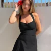 Minivestido con cuello halter Minivestido con cuello halter