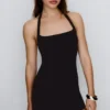 Minivestido con cuello halter Minivestido con cuello halter