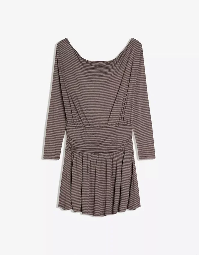 Minivestido de manga larga con fajín – Vestidos y monos Minivestido de manga larga con fajín – Vestidos y monos