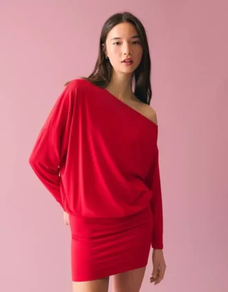 Minivestido de manga larga con falda entallada Minivestido de manga larga con falda entallada