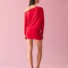 Minivestido de manga larga con falda entallada Minivestido de manga larga con falda entallada